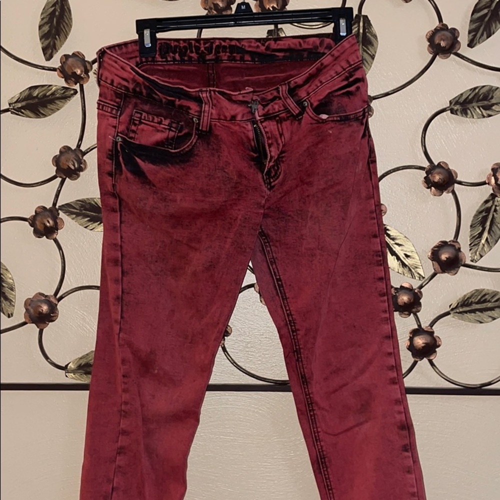 Hot topic puzzle stretch skinny jeans
